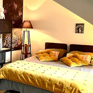 Logement Chateau Gare Commerces Centre Vitre Vitré